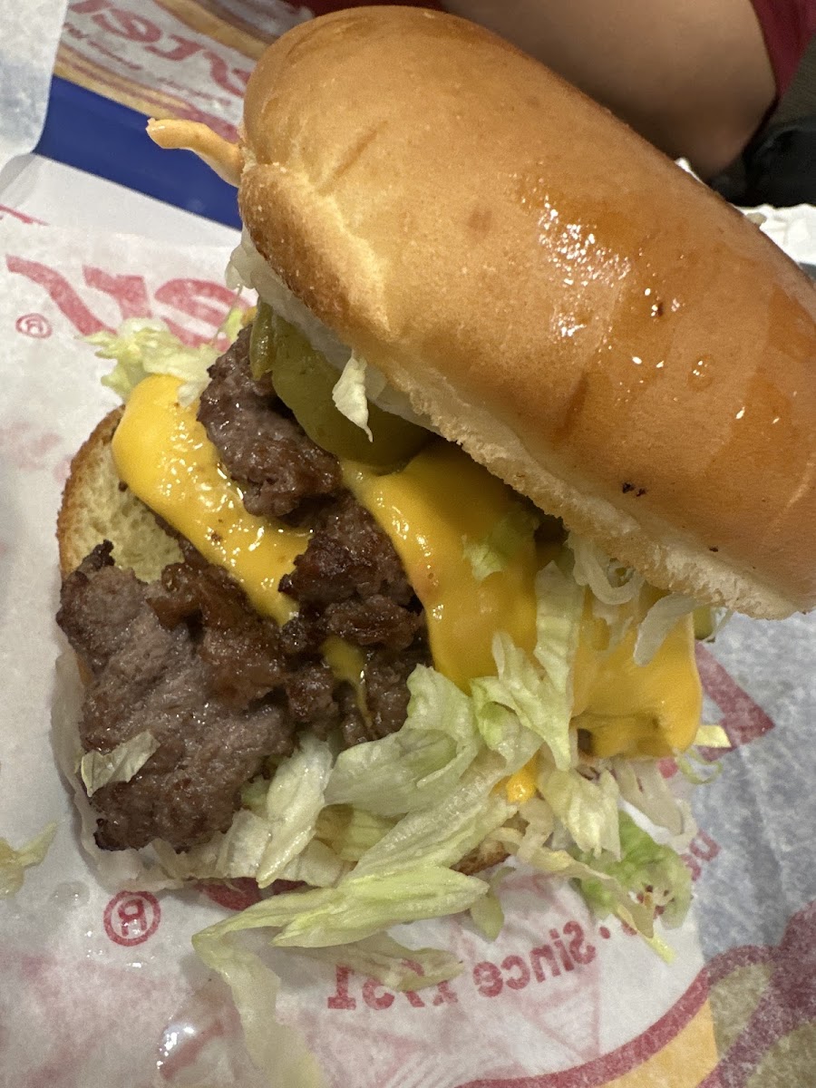 Bellepros Laval Photos 2